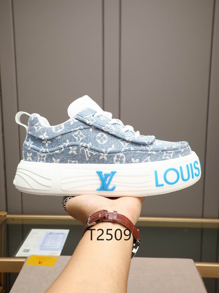 Black Chunky Sneakers