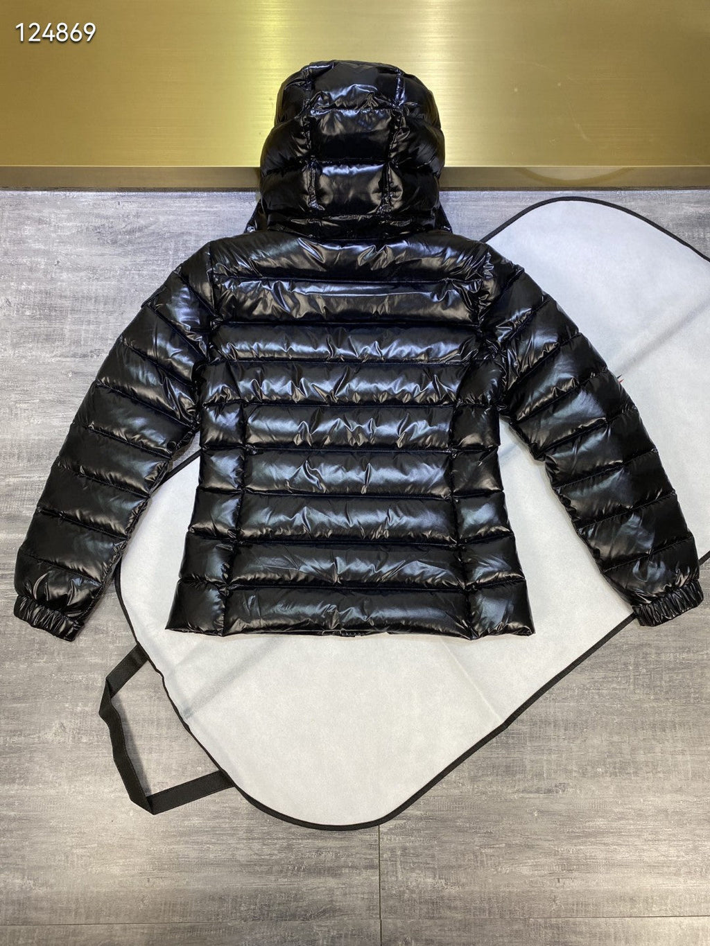 90% DUCK Hooded Down Puffer Jacket